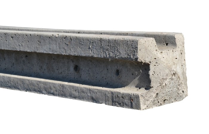 slotted concrete corner post