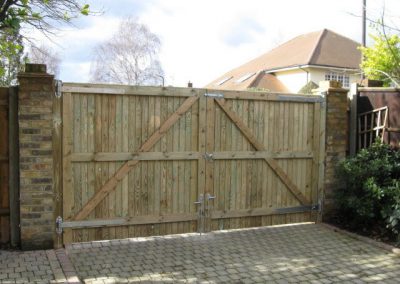Bespoke closeboard gates