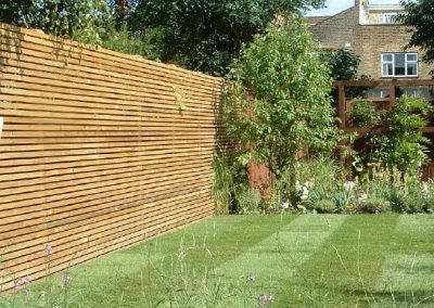 Bespoke lateral trellis