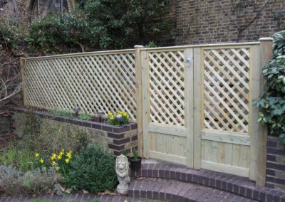 Bespoke trellis gate